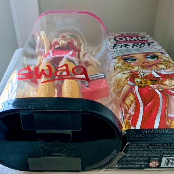 LOL Surprise! OMG Fierce Swag 11.5" Fashion Doll Accessories & Surprises * NIB * - Picture 7 of 15
